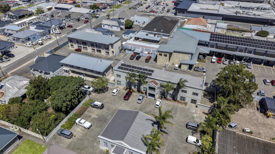 To Let Commercial Property for Rent in Berea Eastern Cape